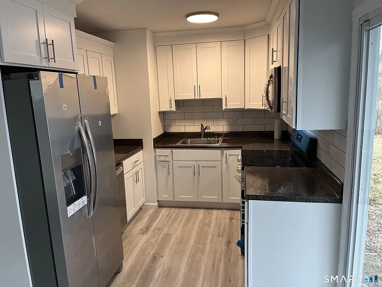 31 Hardwood Rd — Photo 6