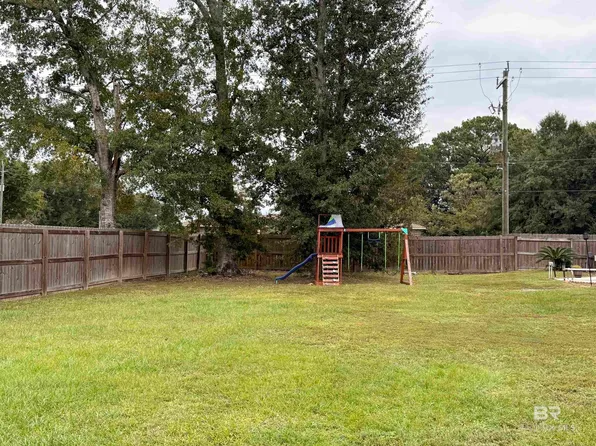 1620 Woodbridge Cir E, Foley, AL 36535