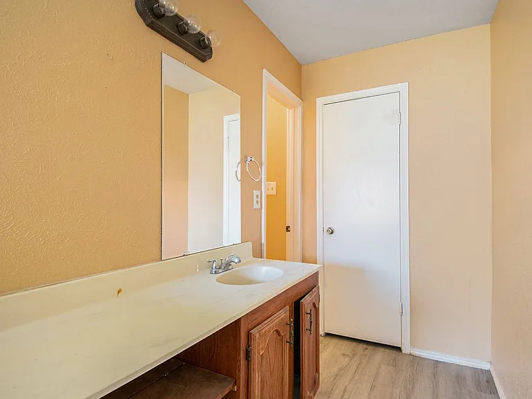 6600 Brookhaven Ct — Photo 15