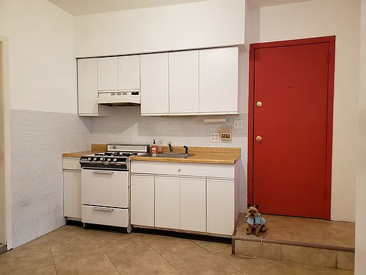 Rented by Avenue Sotheby's International Realty | media 2