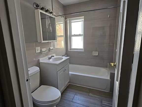 3rd image of 370 Central Ave APT P7