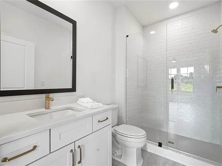 2042 Juliet Ave — Photo 10