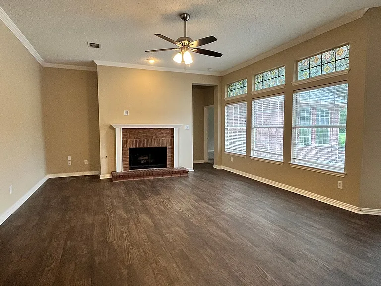 5605 Belle Chasse Ln — Photo 5