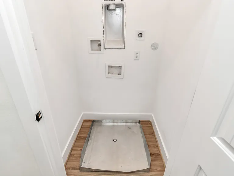 3105 McIlhenny St — Photo 38