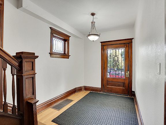 5th image of 1411 Clayton St APT 1