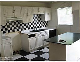 3rd image of 7848 Tiburon Dr