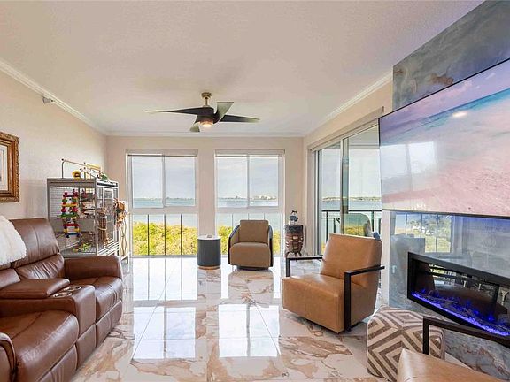 4th image of 4737 DOLPHIN CAY LANE S #407