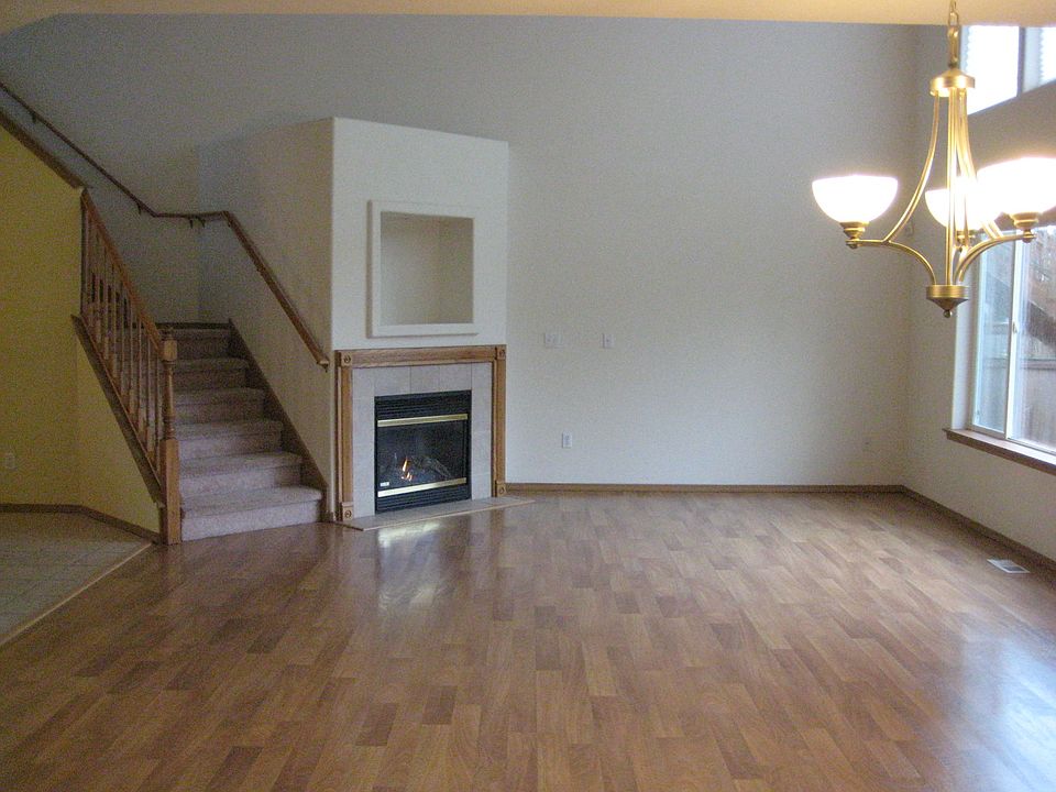 2nd image of 8014 151st St E
