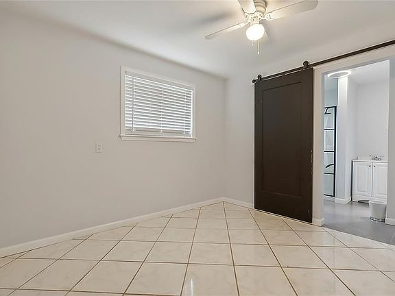 3rd image of 616 Wilker Neal Ave