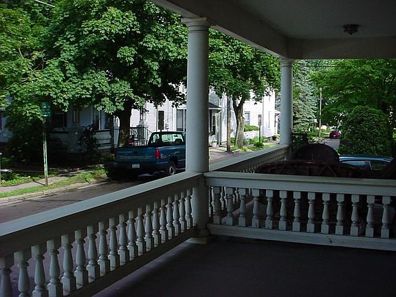 324 Jefferson - Front Porch