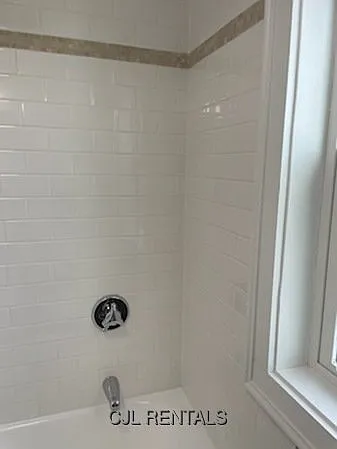 21 Woburn St — Photo 31