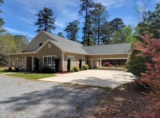 2162 Ivy Rd, Greenville, NC 27858