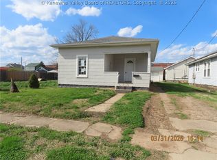 1012 W Virginia Ave, Dunbar, WV 25064