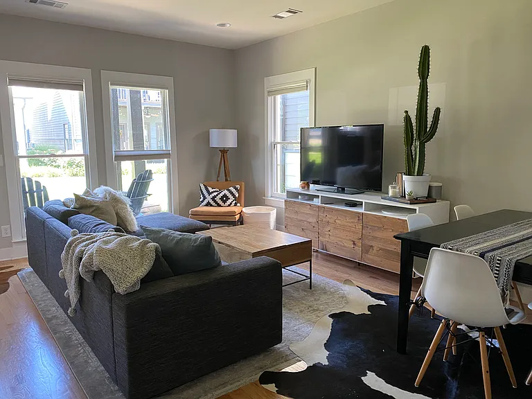 132 Gale Park Ln — Photo 5