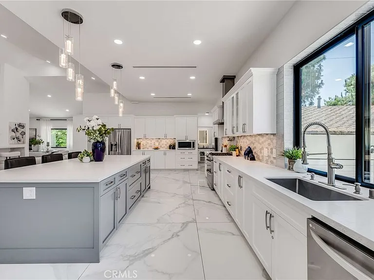 3890 Shadow Grove Rd — Photo 10