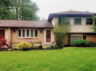 4 Wethersfield Rd, Rochester, NY 14624