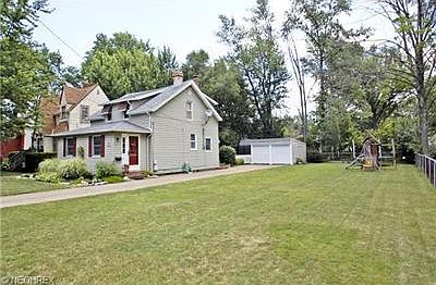 2nd image of 117 Norman Ave