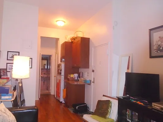 Rented by Prince Real Estate Associates LLC | media 4