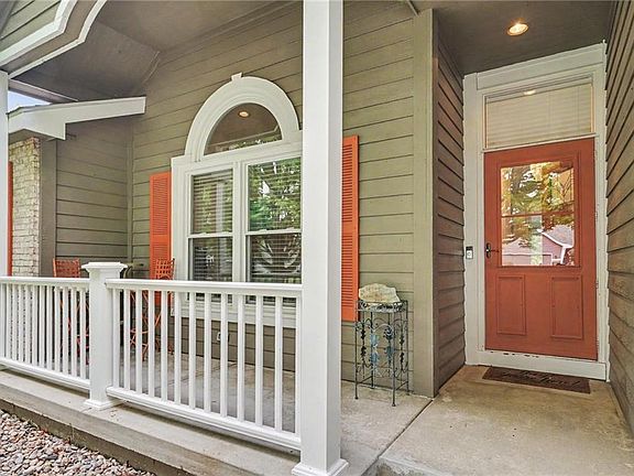 4th image of 556 Brentwood Dr