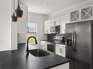 8900 Harmon Rd #1111, Fort Worth, TX 76177