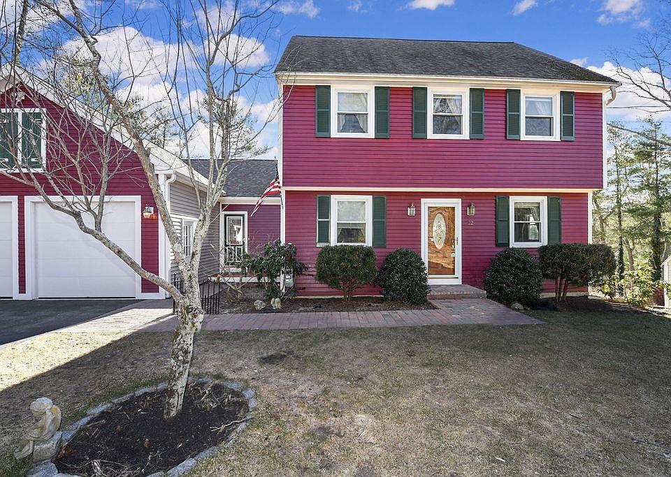 1st image of 22 Cranberry Cir