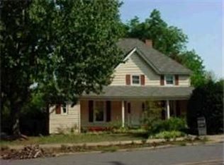 712 E Warren St, Shelby, NC 28150