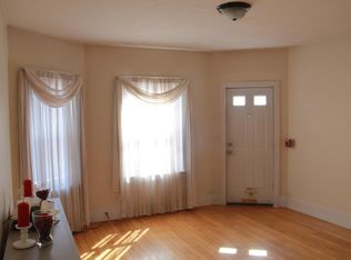 869 Main St APT 3, Brockton, MA 02301