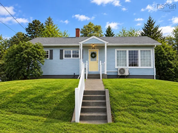 22 Benson Dr, Cape Breton, NS B1S 2L9
