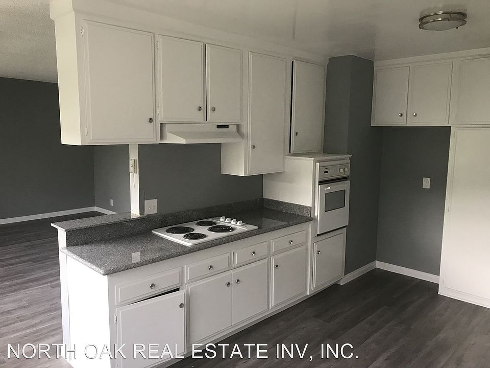 1st image of 205 E Plymouth St APT 13