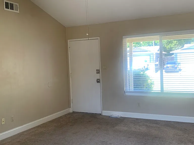 2607 Coho Ct — Photo 17