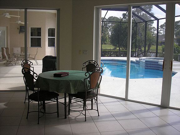4th image of 7709 Wexford Way