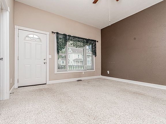 3rd image of 148 N 12th St