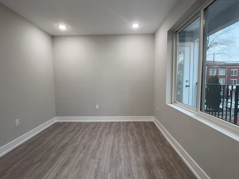 649-1 N 35th St #201 — Photo 11