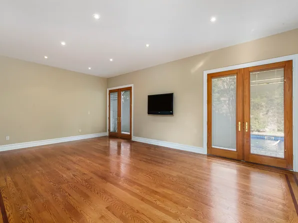 104 Malba Drive image 9 of 25