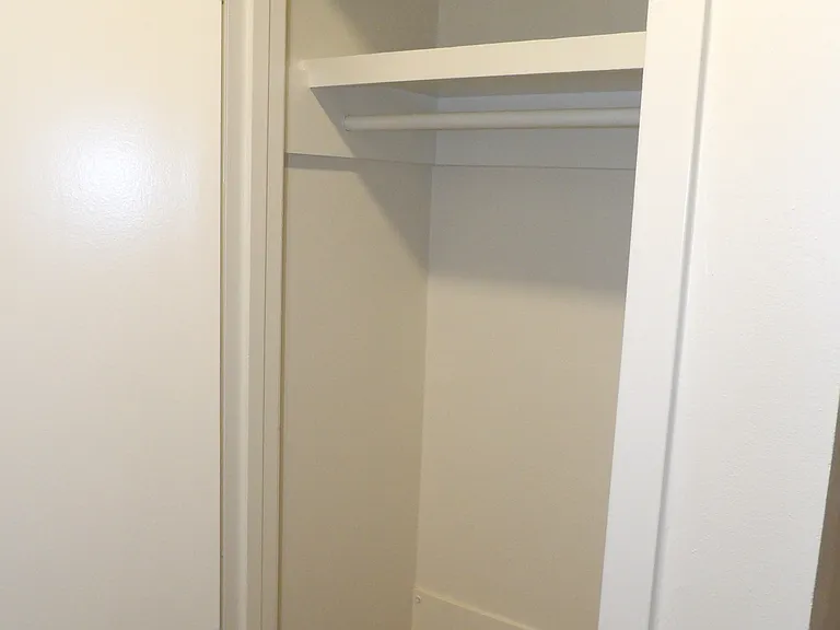 4432 Buena Vista St #102 — Photo 12