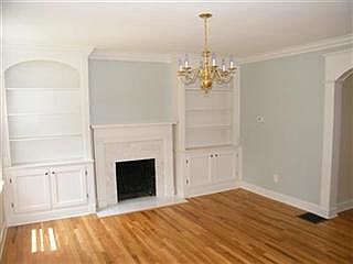 5th image of 1907 Carolyn Dr