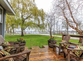 N4510 Wahl Ln, Cambridge, WI 53523