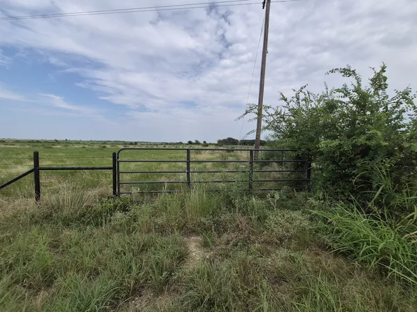 1 County Road 627, Hamilton, TX 76531