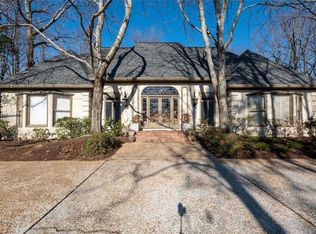 305 Heards Ferry Rd NW, Sandy Springs, GA 30328