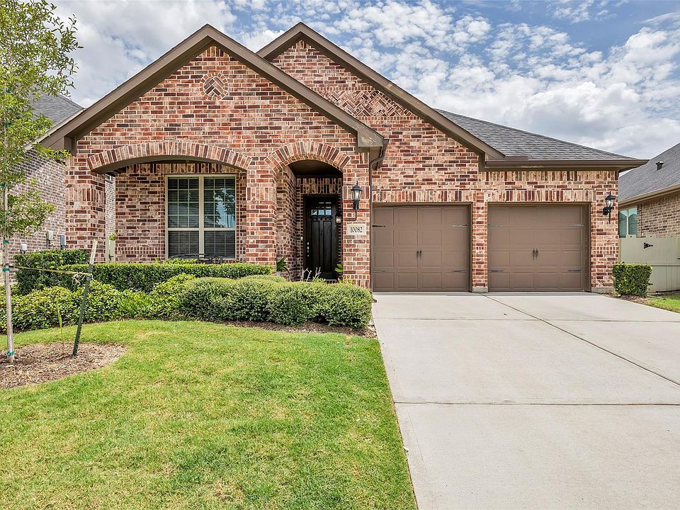 1st image of 10082 Black Maple Dr