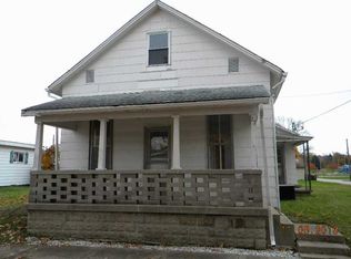 17 S East St, Carthage, IN 46115