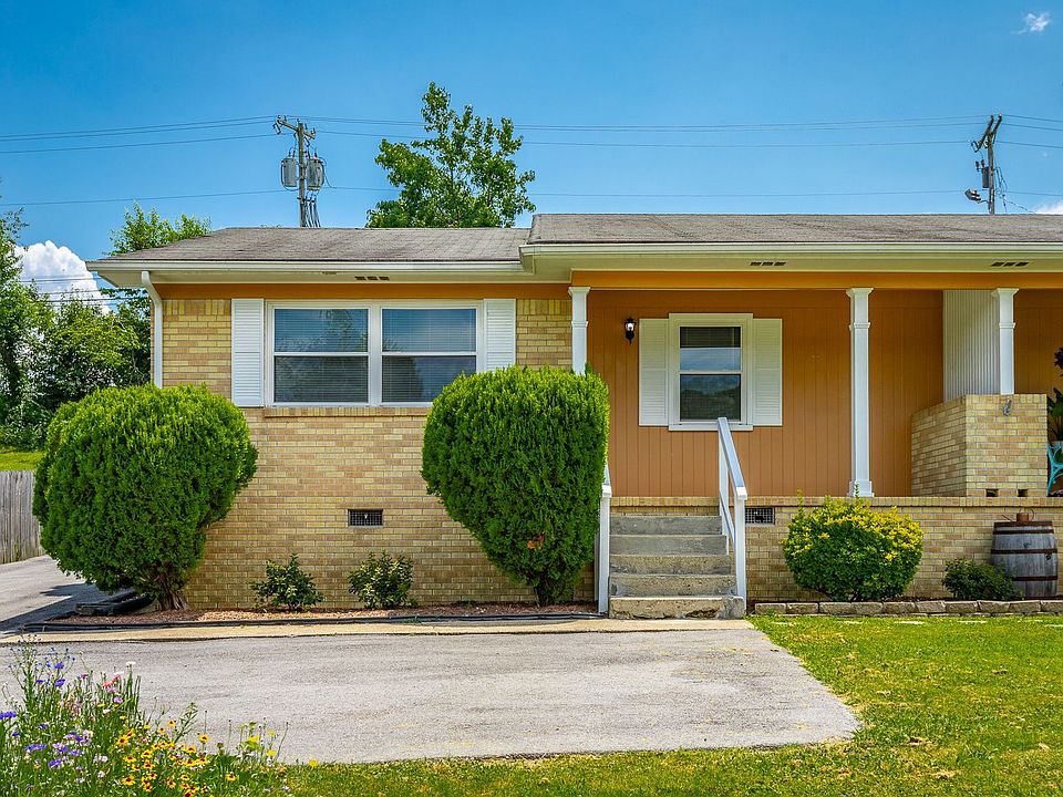 1st image of 1214 Helena Dr #B