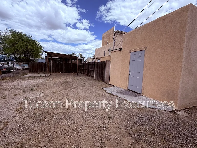 3350 N Chapel Ave — Photo 6