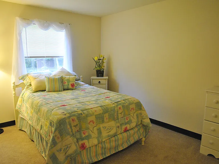 Londontowne and Robinwood Apartments — Photo 37
