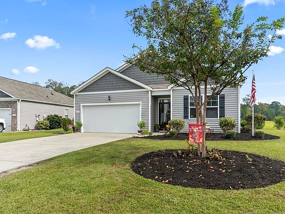 2nd image of 930 Snowberry Dr.