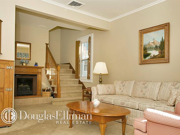3rd image of 40 Morgan St