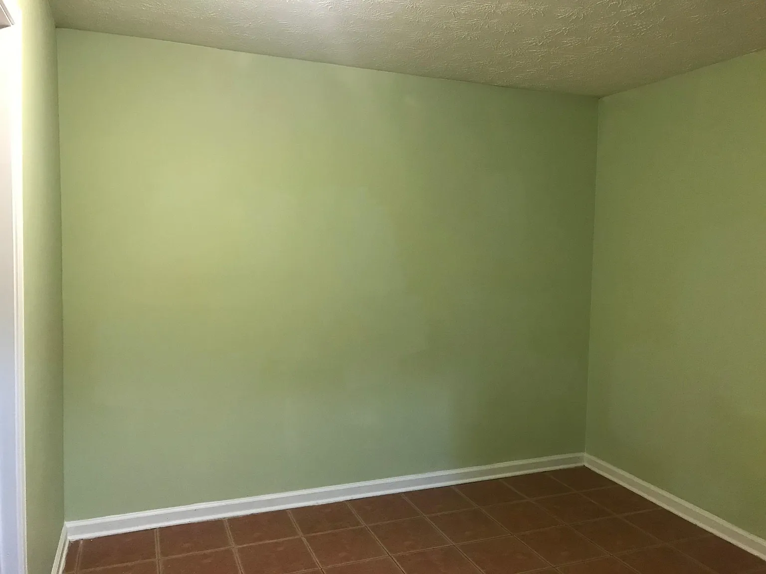 4 bed, 2.5 bath, 1500 sqft, $1,800 — Photo 4