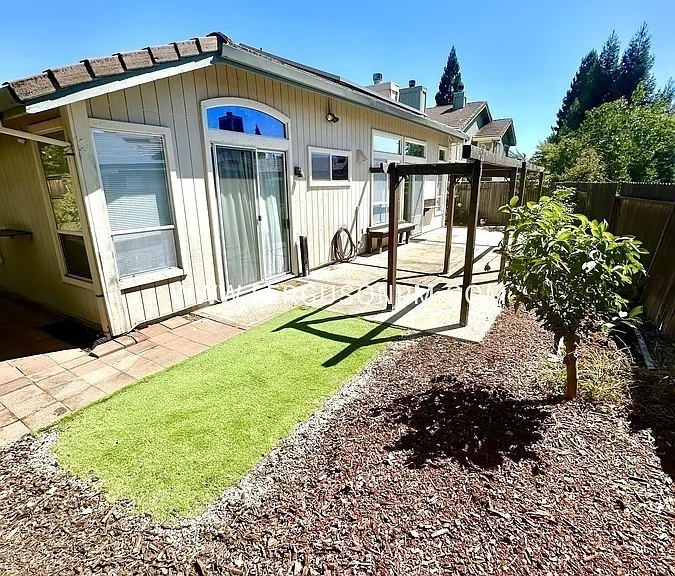 5630 Darby Rd — Photo 17