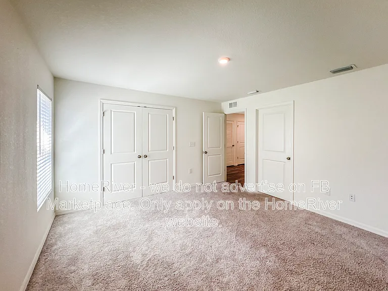 212 NW 1st St — Photo 13