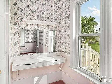 4820 W Newburg Rd — Photo 13